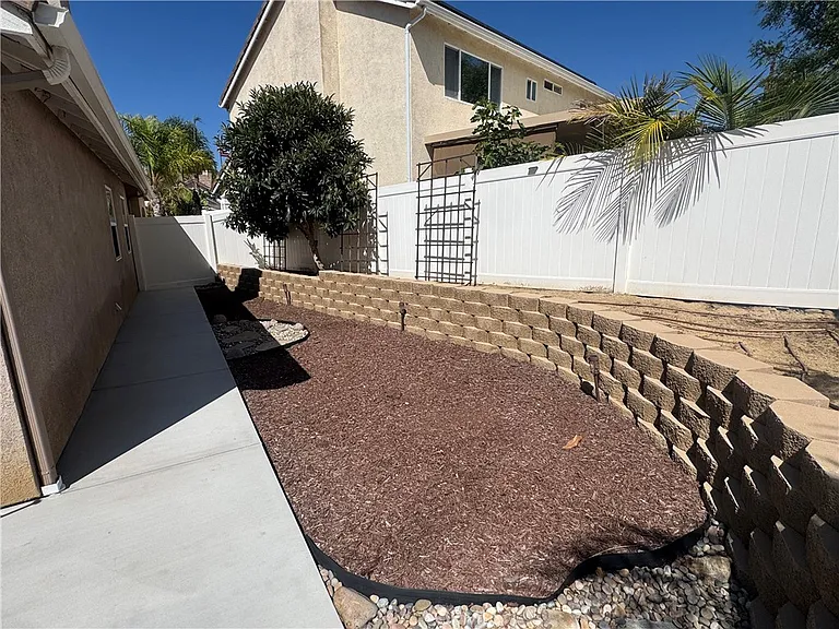 33531 Maplewood Ct — Photo 40