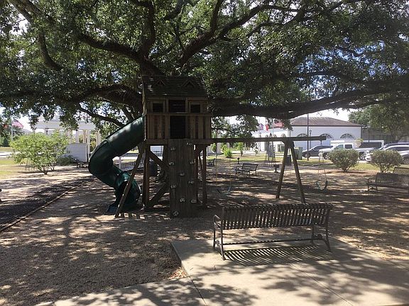 Walk to public park