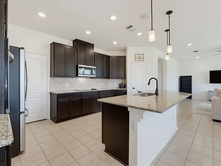 1309 Long Creek Ln — Photo 6