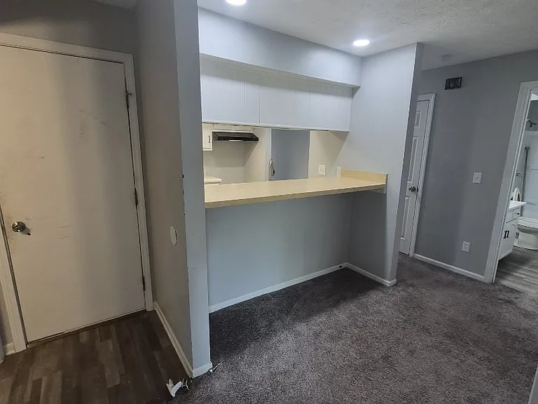 8749-8751 Shadycreek Dr — Photo 2