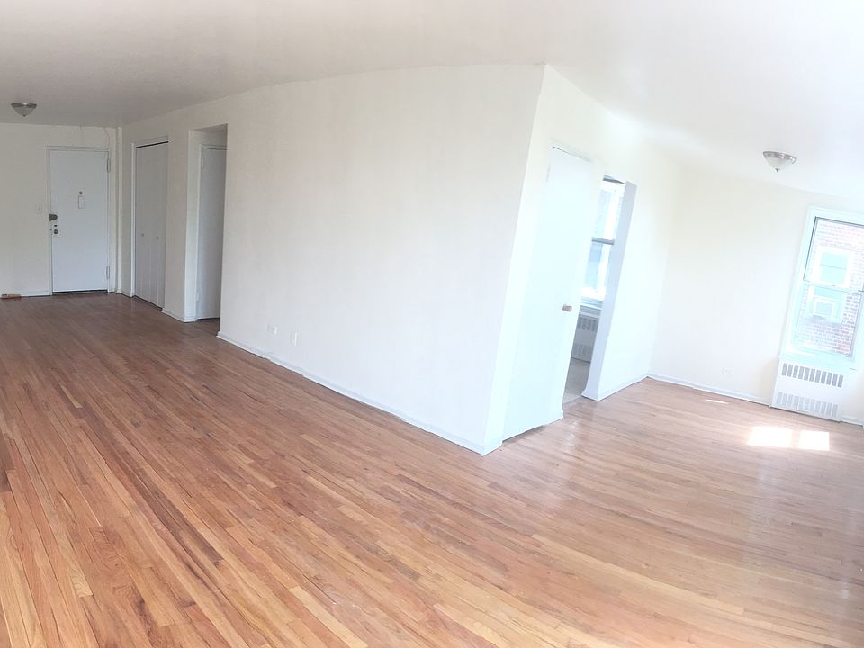 1st image of 3425 150th Pl APT 4G