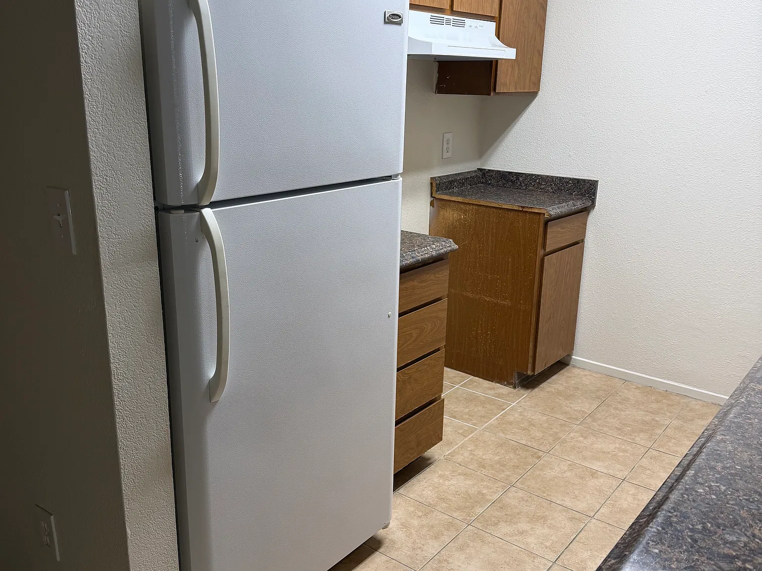 LAUREL TOWNHOMES — Photo 3