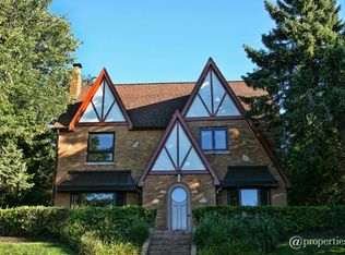 3765 Lake Shore Dr, New Buffalo, MI 49117