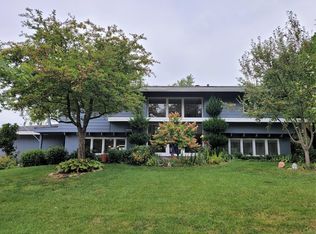 21410 Greenbrier Dr, Elkhorn, NE 68022
