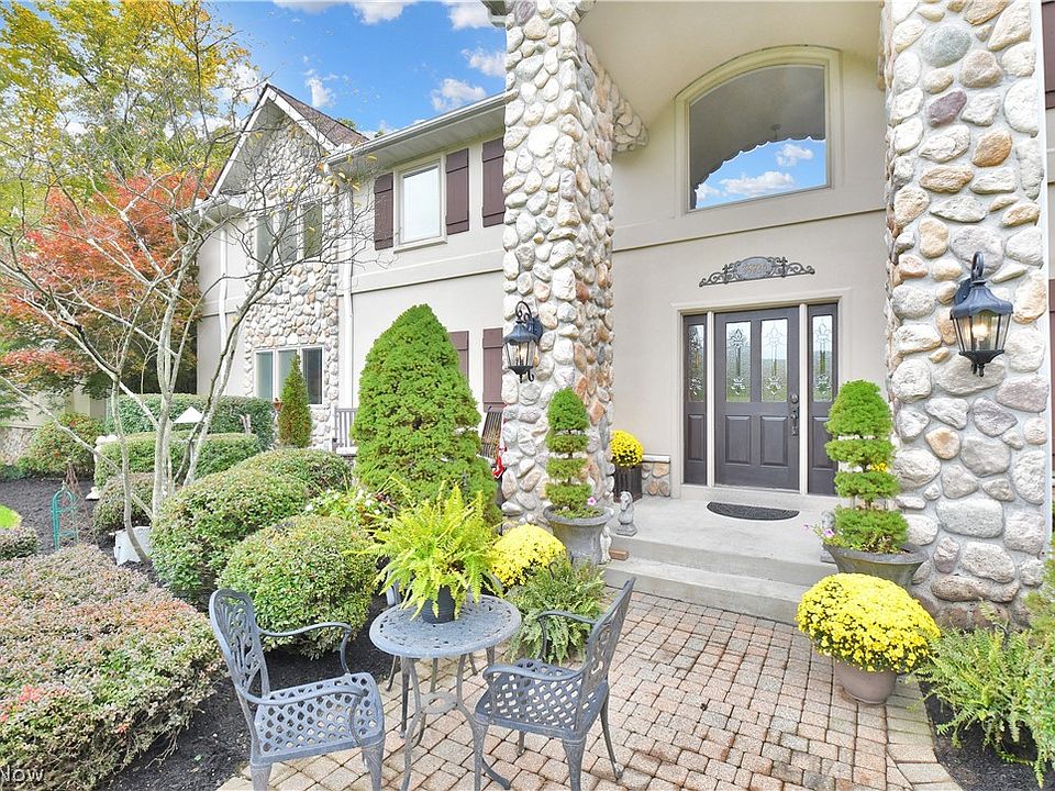 35924 Solon Rd, Bentleyville, OH 44022 Zillow