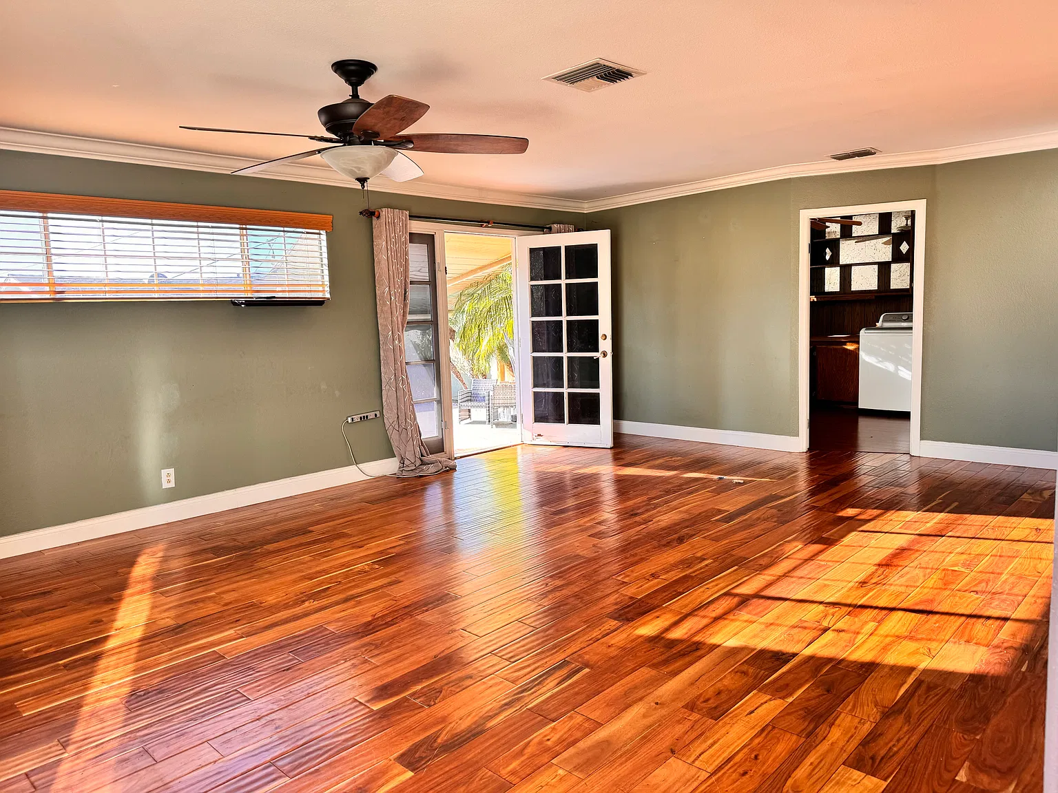 3 bed, 1614 sqft, $3,600 — Photo 4