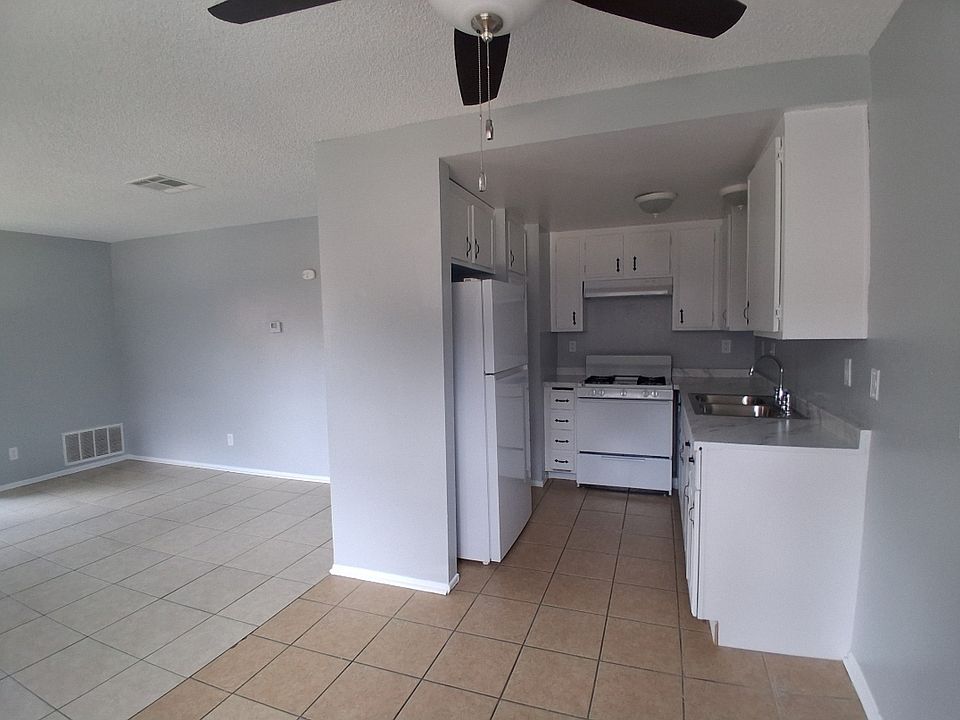 1st image of 25870 Stanford St APT 10B