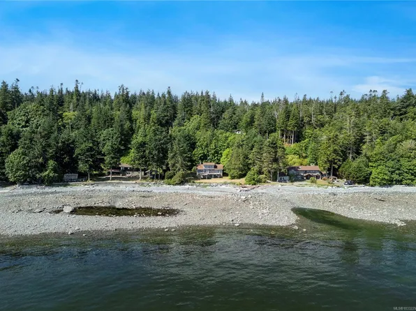 7884 Lenwood Rd, Strathcona, BC V9J 1V4