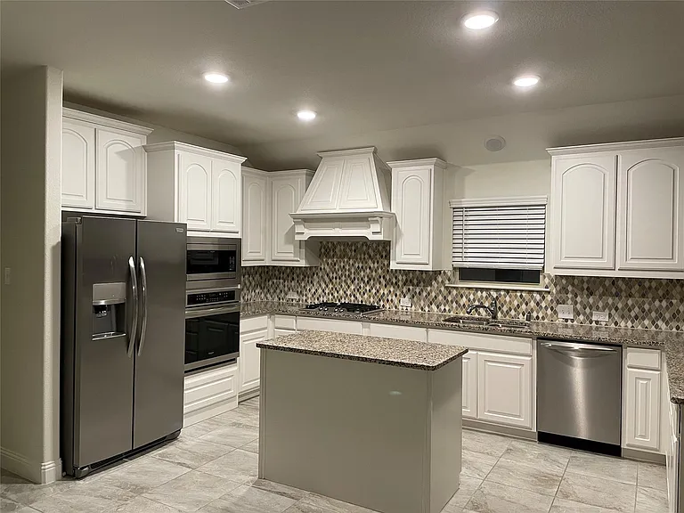 10816 Brownwood Pl — Photo 6
