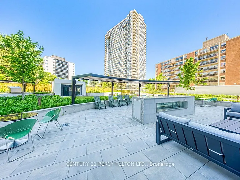 60 Central Park Dr #1802 — Photo 33