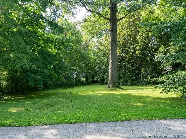 409 Highland Avenue, New Albany, IN 47150