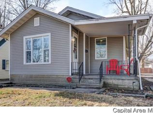 2625 S 11th St, Springfield, IL 62703