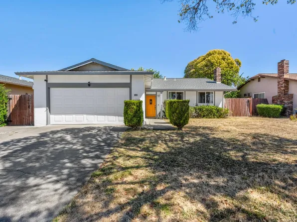 1030 Meadowlark Dr, Fairfield, CA 94533
