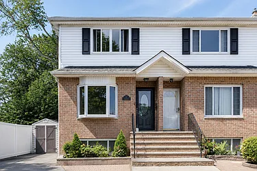 10 Olivia Court
