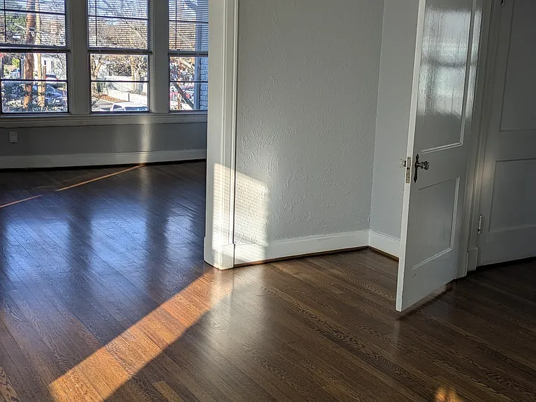 6024 La Vista Dr — Photo 60