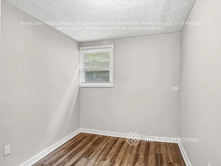 1734 Mary Lou Ln SE — Photo 20