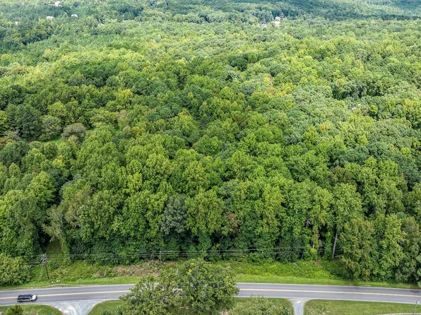 Lystra Rd #C, Chapel Hill, NC 27517
