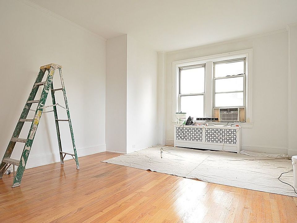 1st image of 200 W 70th St APT 16L1