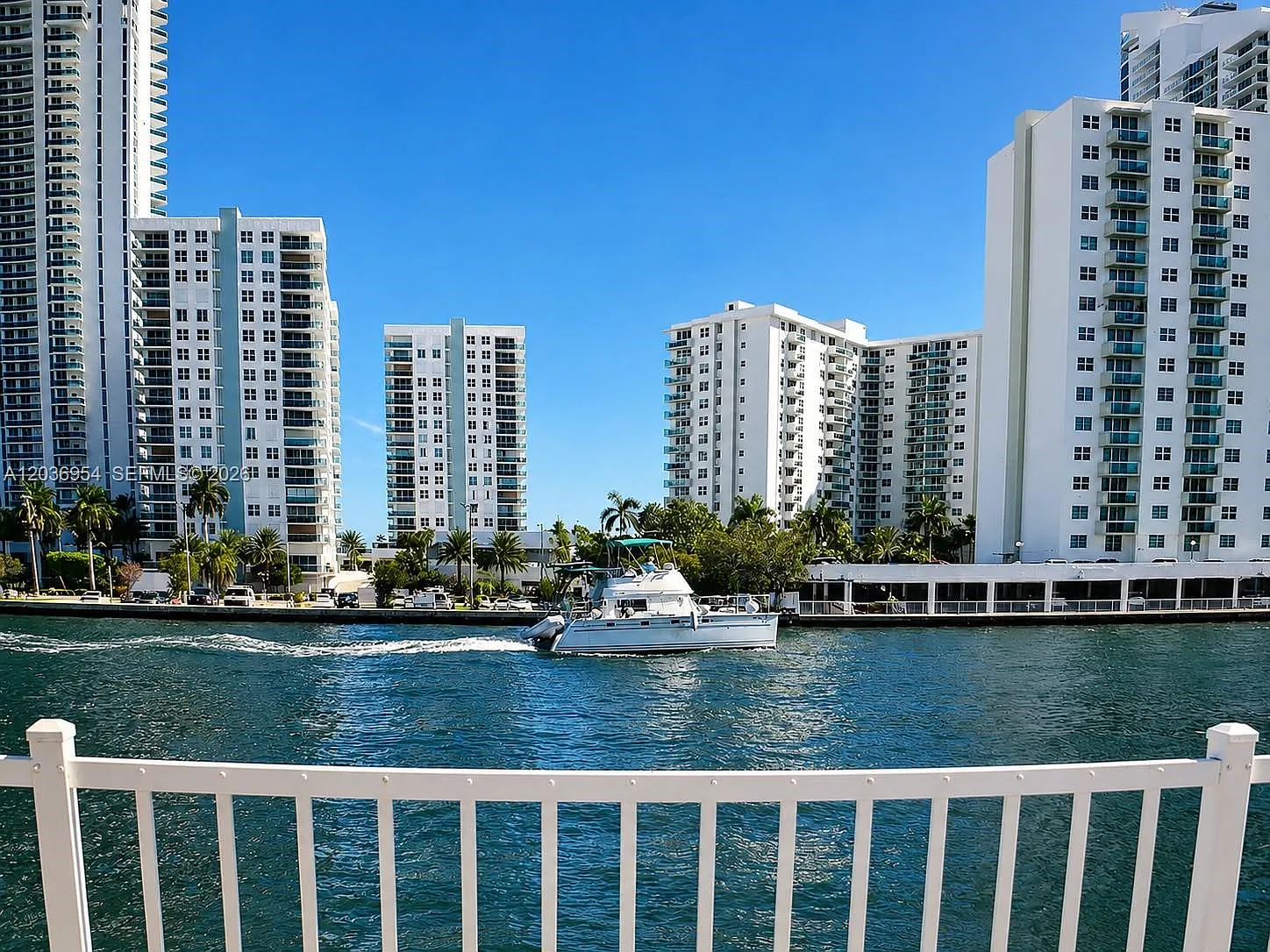Oceanview Park Condo — Photo 1