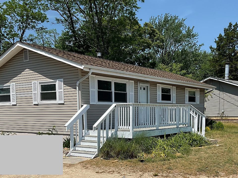 1st image of 1106 Bennetts Mills Rd