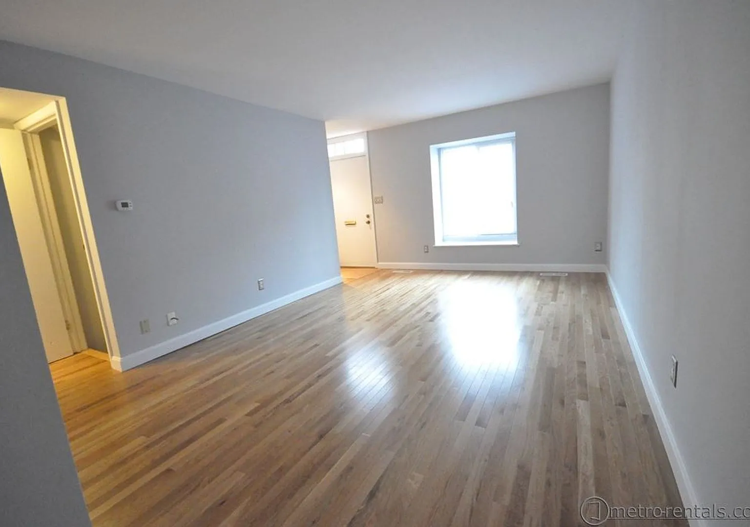 4867 4869 4871 4873 Moreland Dr — Photo 4