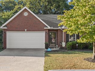 1008 Jadestone Way, Knoxville, TN 37923