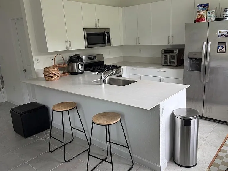 1436 SE 6th Rd — Photo 7