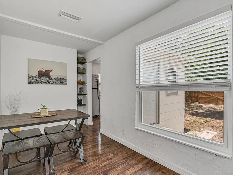 4711 Fairfield Ave S — Photo 3