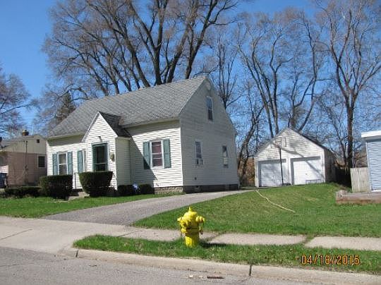 4th image of 1523 Colorado Ave SE