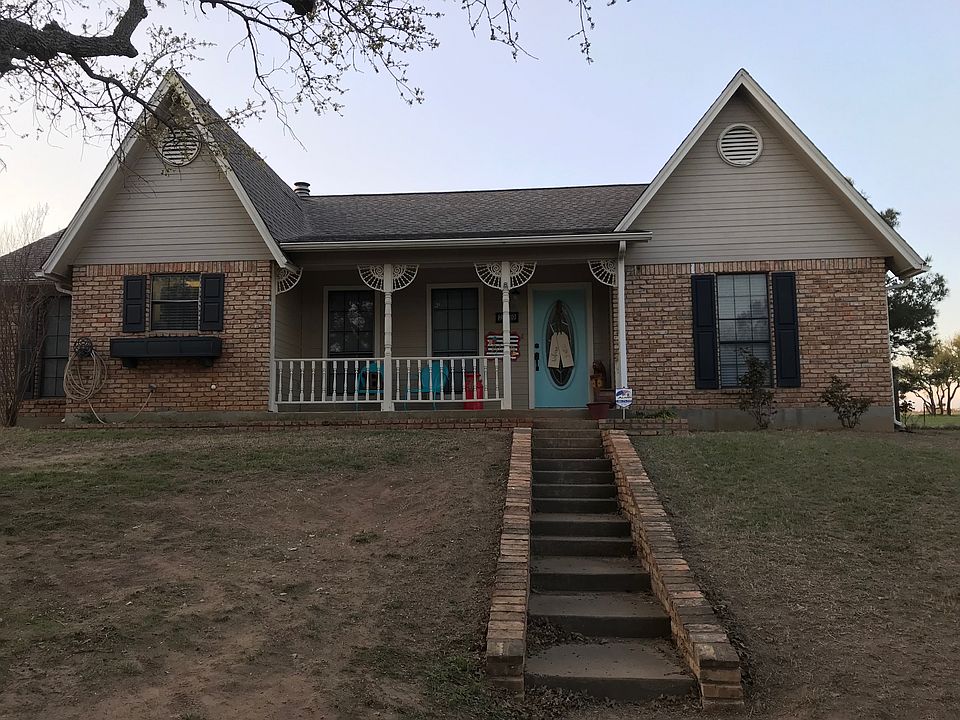 1st image of 2299 Shady Ln