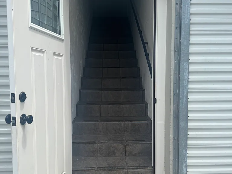20 N Eustis St #4D — Photo 2