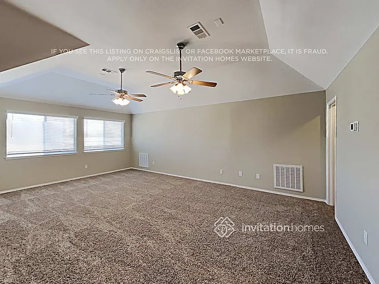 904 Chestnut Ln — Photo 16