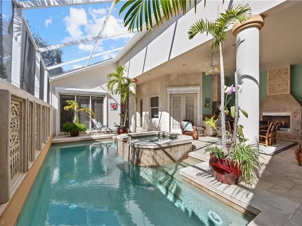 376 Mallory CT, NAPLES, FL 34110