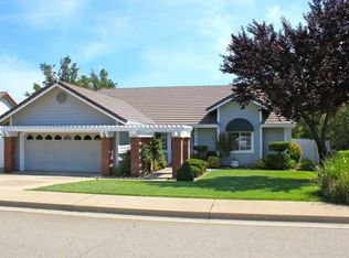 1247 River Ridge Dr, Redding, CA 96003