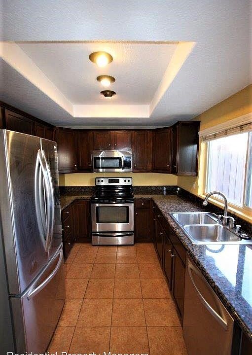 1st image of 1405 N Broadway N #E