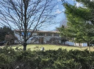 8825 Laurena Dr, Ovid, MI 48866