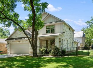 417 Wichita St, Meadowlakes, TX 78654