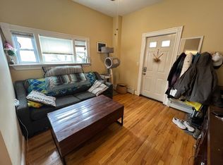 1 Victoria St #3, Somerville, MA 02144