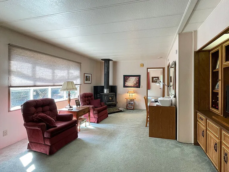 121 Ivy Ln — Photo 20