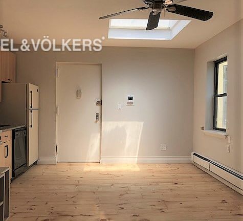 4th image of 214 Avenue A #F