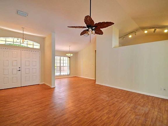 4th image of 8255 101st Ave