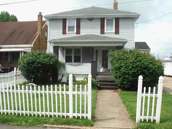 2nd image of 545 Arden Ave