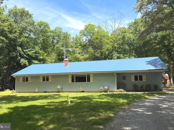 11231 River Rd, Ridgely, MD 21660