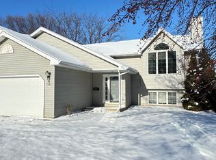 3567 Arbor Dr NW, Rochester, MN 55901