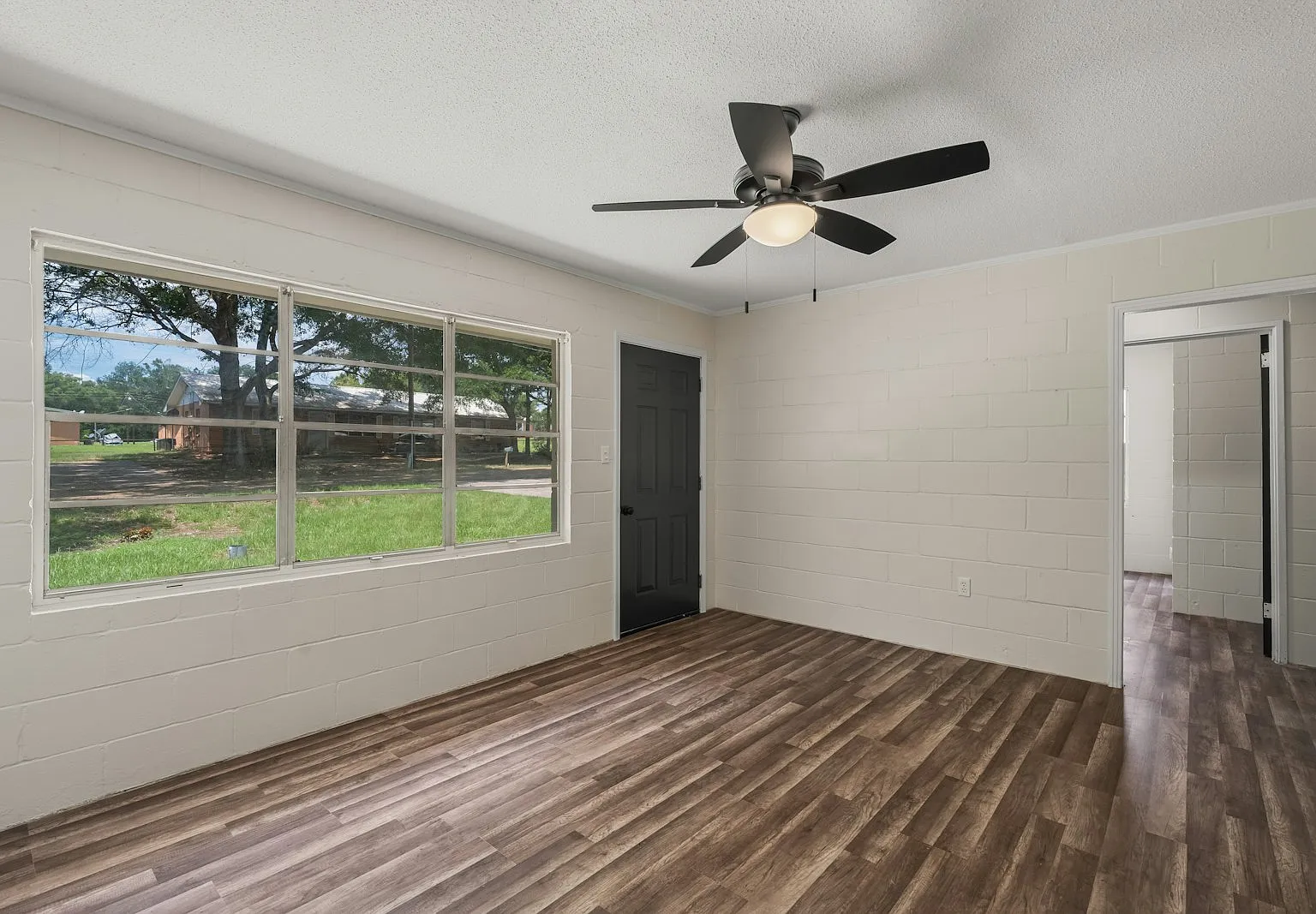 15 East Westover Drive — Photo 2