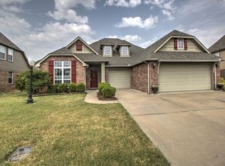 10102 N 142nd Ave E, Owasso, OK 74055