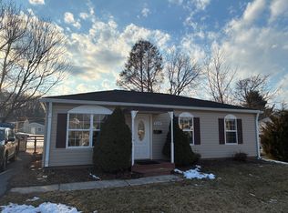 325 Walgrove Rd, Reisterstown, MD 21136