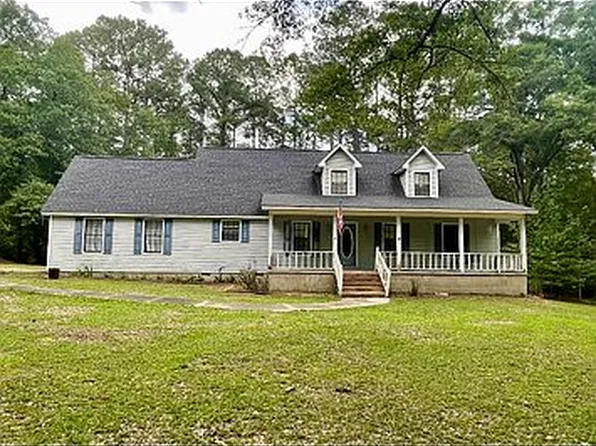 233 Rebecca Ln, Ozark, AL 36360