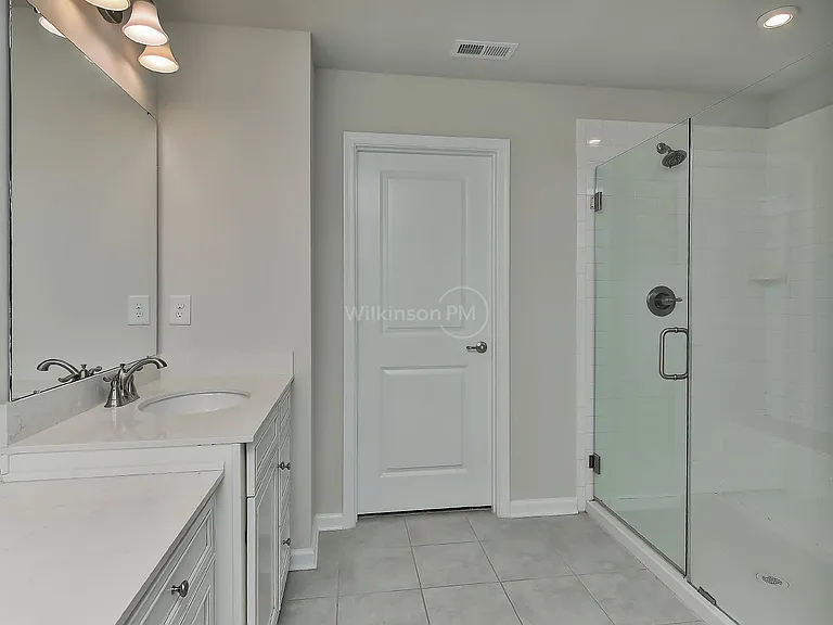 1868 Scarbrough Cir — Photo 33