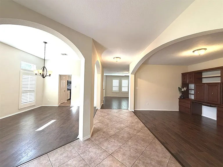 1707 Magnolia Lk — Photo 10
